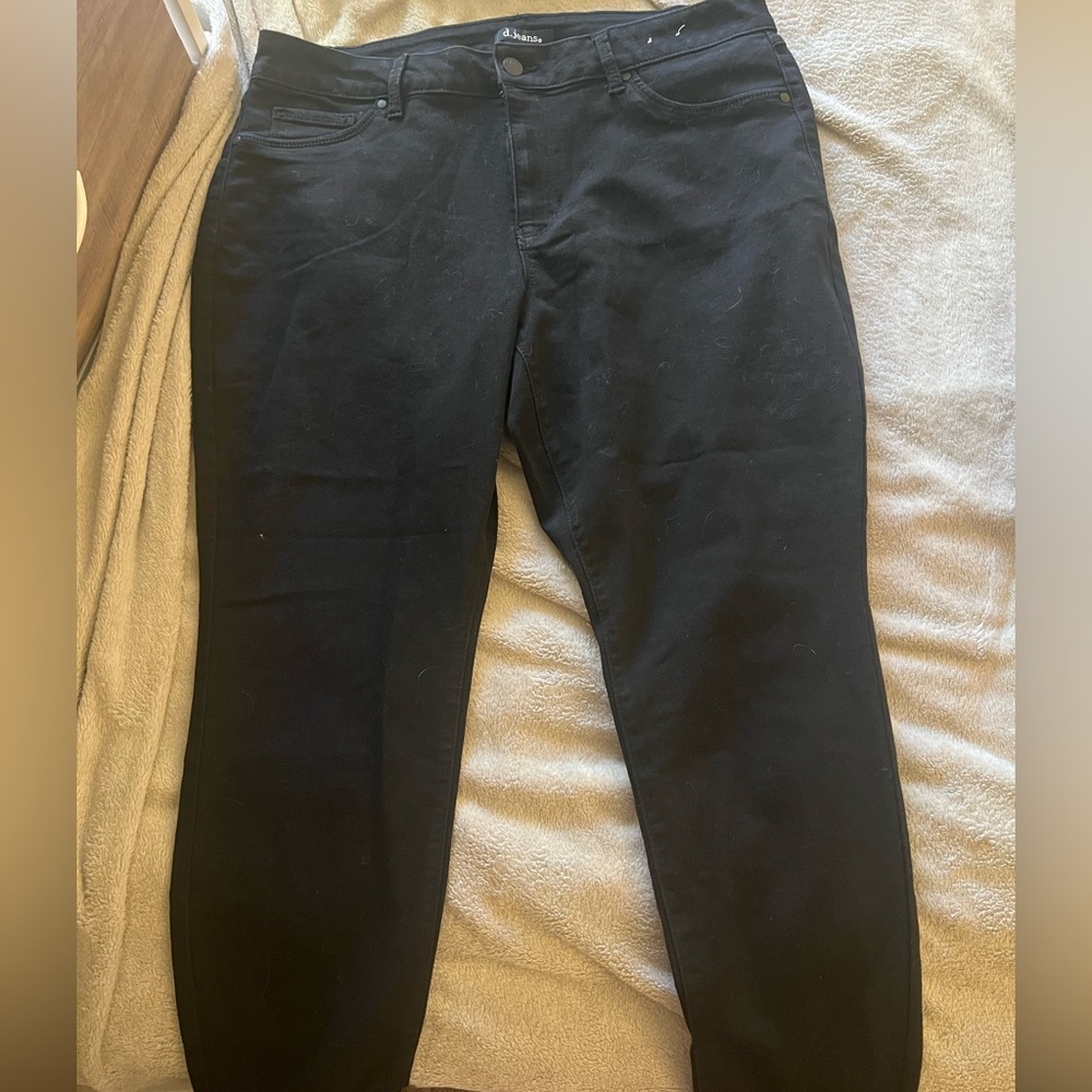 WOMENS JEANS